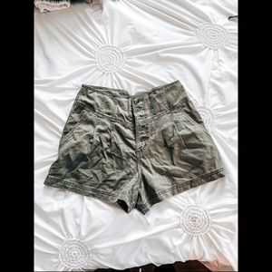 Forever 21 green shorts